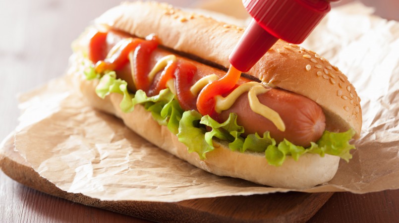 Slinkums gatavot ēst? Pagatavo ”uz ātro” garšīgo ”Hot dog” mājas gaumē. Novērtēs, gan vīrs, gan bērni!