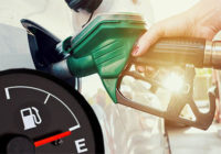 Rīgā degvielas cenas jau sākušas strauji kāpt; drīz nāksies ar kājām staigāt?