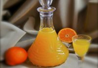 Pagatavo tagad, lai Jaunajā gadā viesus varētu cienāt ar aromātisku un garšīgu dzērienu ”Orančello”