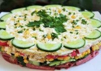 Satriecoši gardi un viegli pagatavojami salāti „Jaunums”