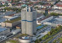 BMW grupas peļņa sarūk, bet prognoze saglabājās, neskatoties uz tarifu spiedienu