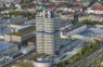 BMW grupas peļņa sarūk, bet prognoze saglabājās, neskatoties uz tarifu spiedienu