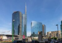 UniCredit uzlabo prognozes, jo banka pārspēj cerības ar rekordlielu peļņu