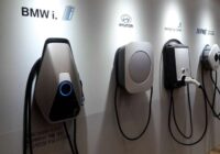 Aprīlī elektrisko automobiļu pārdošanas apjomi pasaulē pieauga gandrīz par 30%, bet ASV atpaliek